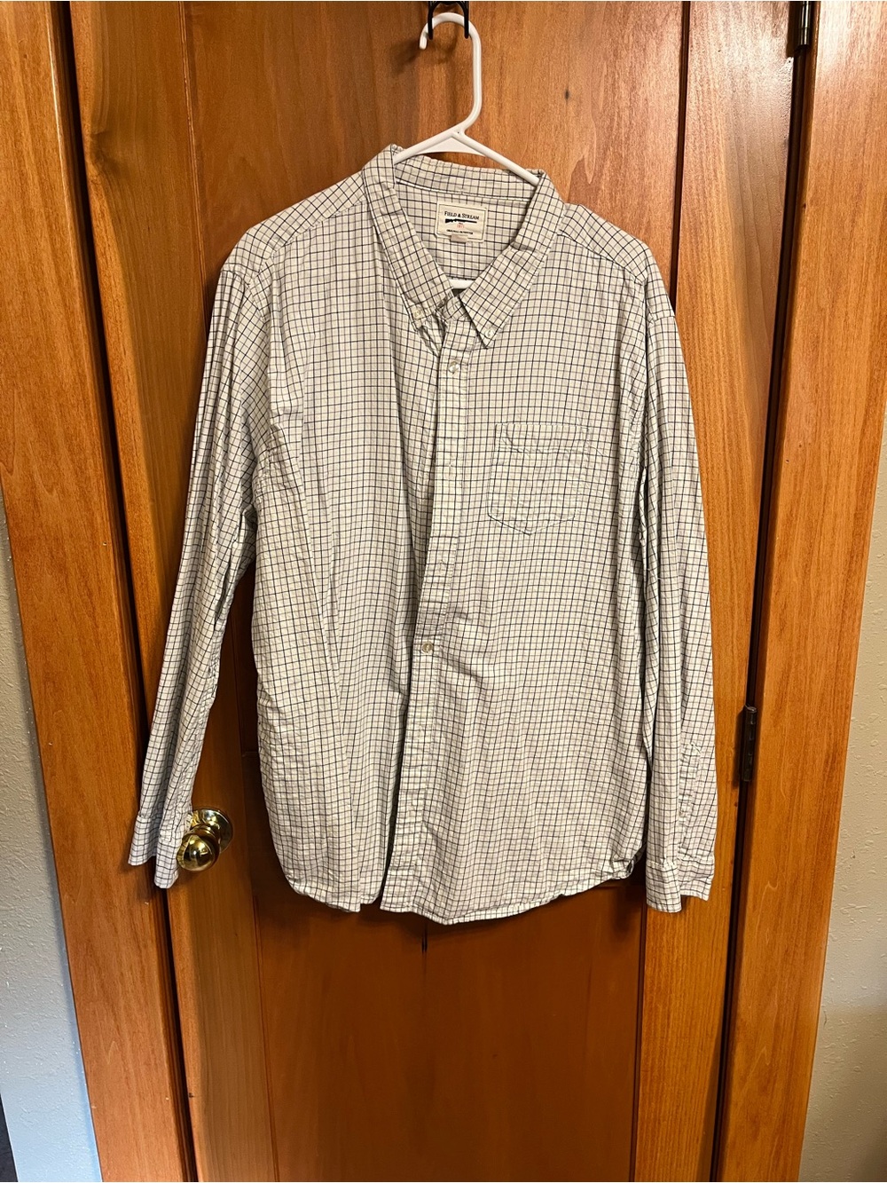 Field & Stream Button-Down Long Sleeve Check Shirt - White/Blue